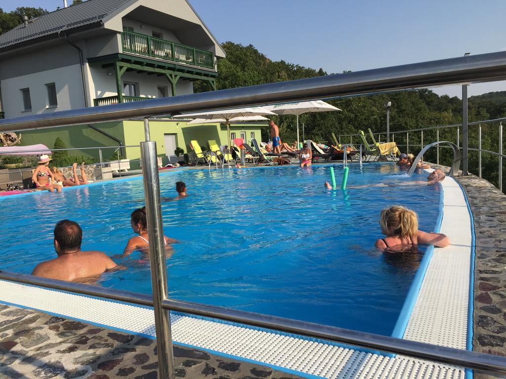 Wellness Pension Inovec Jalsove Ngoại thất bức ảnh